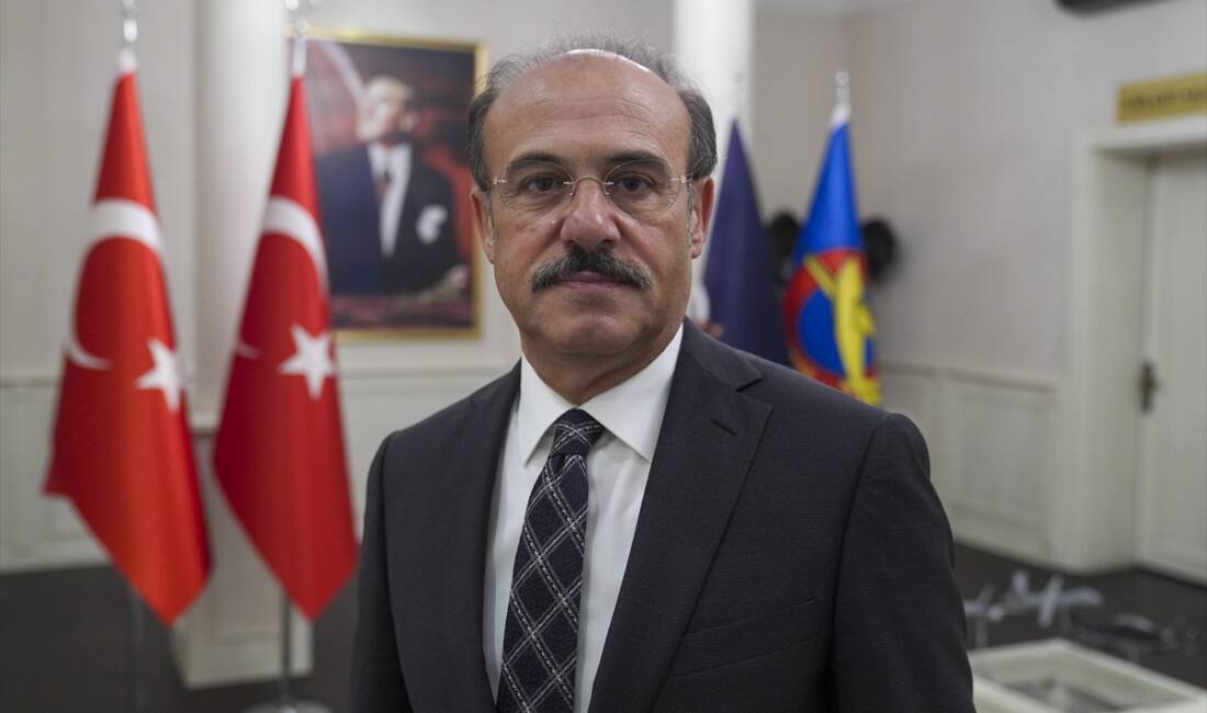 - THK Kayyum Heyeti Başkanı Kemal Yurtnaç:
- "Ekibimiz, 24 saat