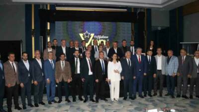 MyYalova Vizyon Ödülleri töreninde kenttin başarılı belediye başkanları ve firmalarına
