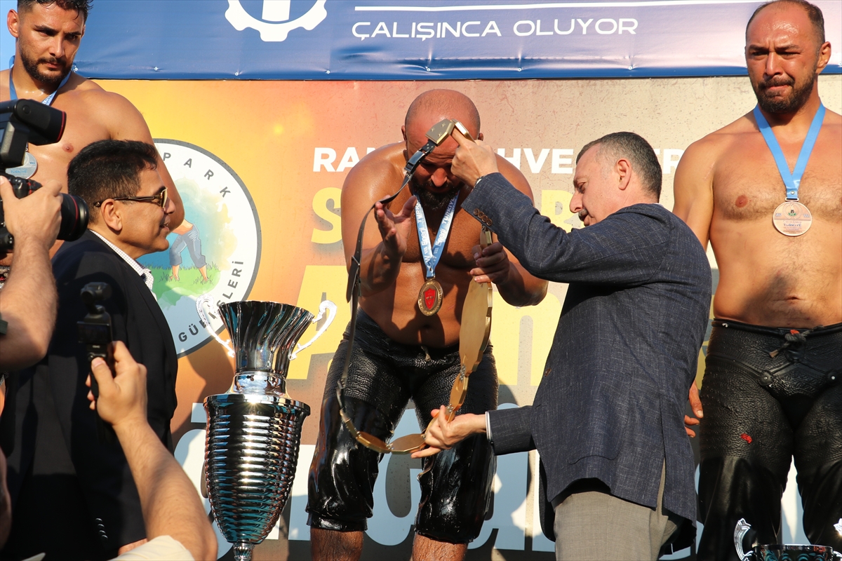 KOCAELİ (AA) – Türkiye Geleneksel Güreşler Federasyonunca (TGGF) düzenlenen 2025