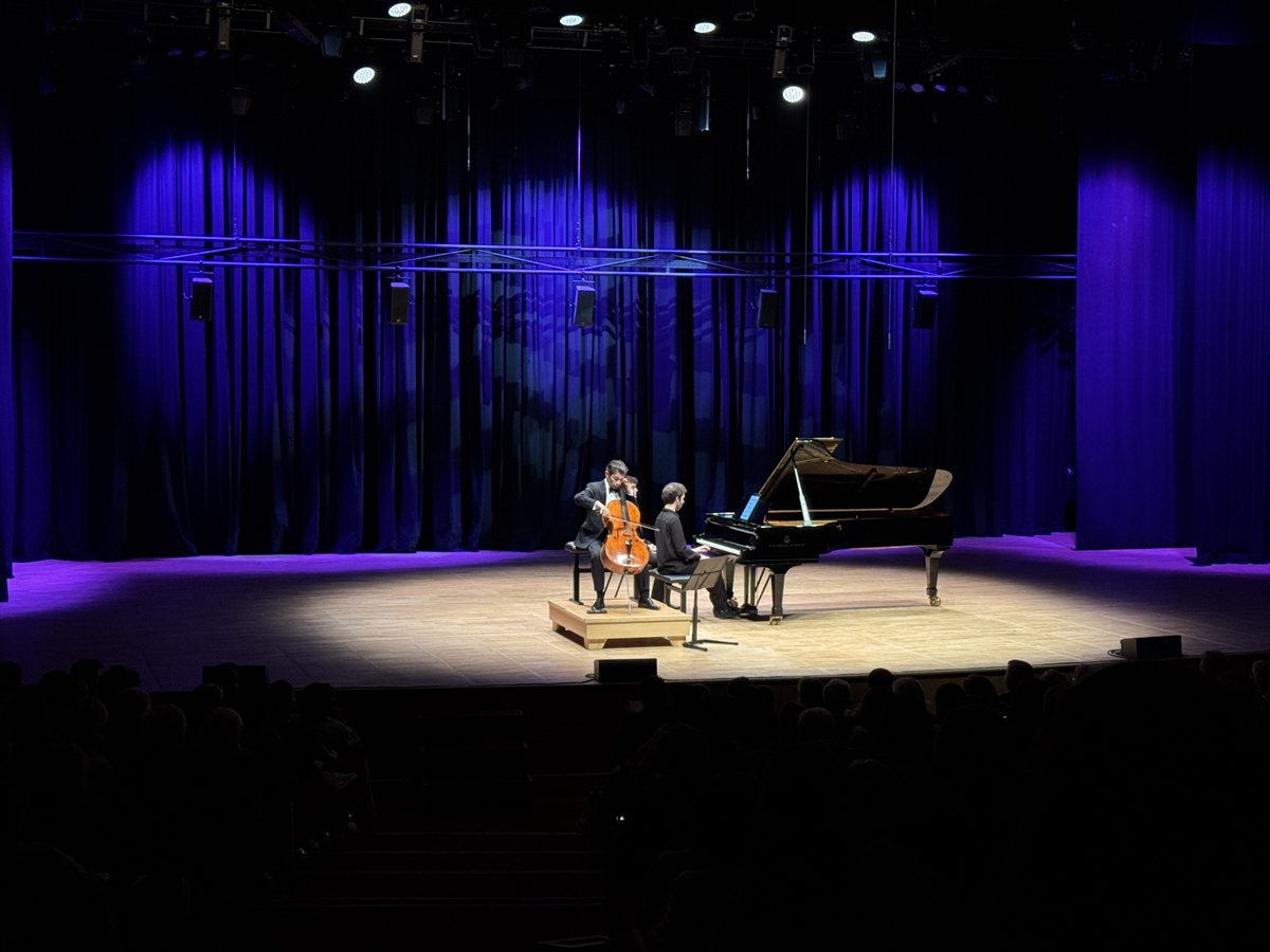 İSTANBUL (AA) – 53. İstanbul Müzik Festivali kapsamında viyolonselist Gautier
