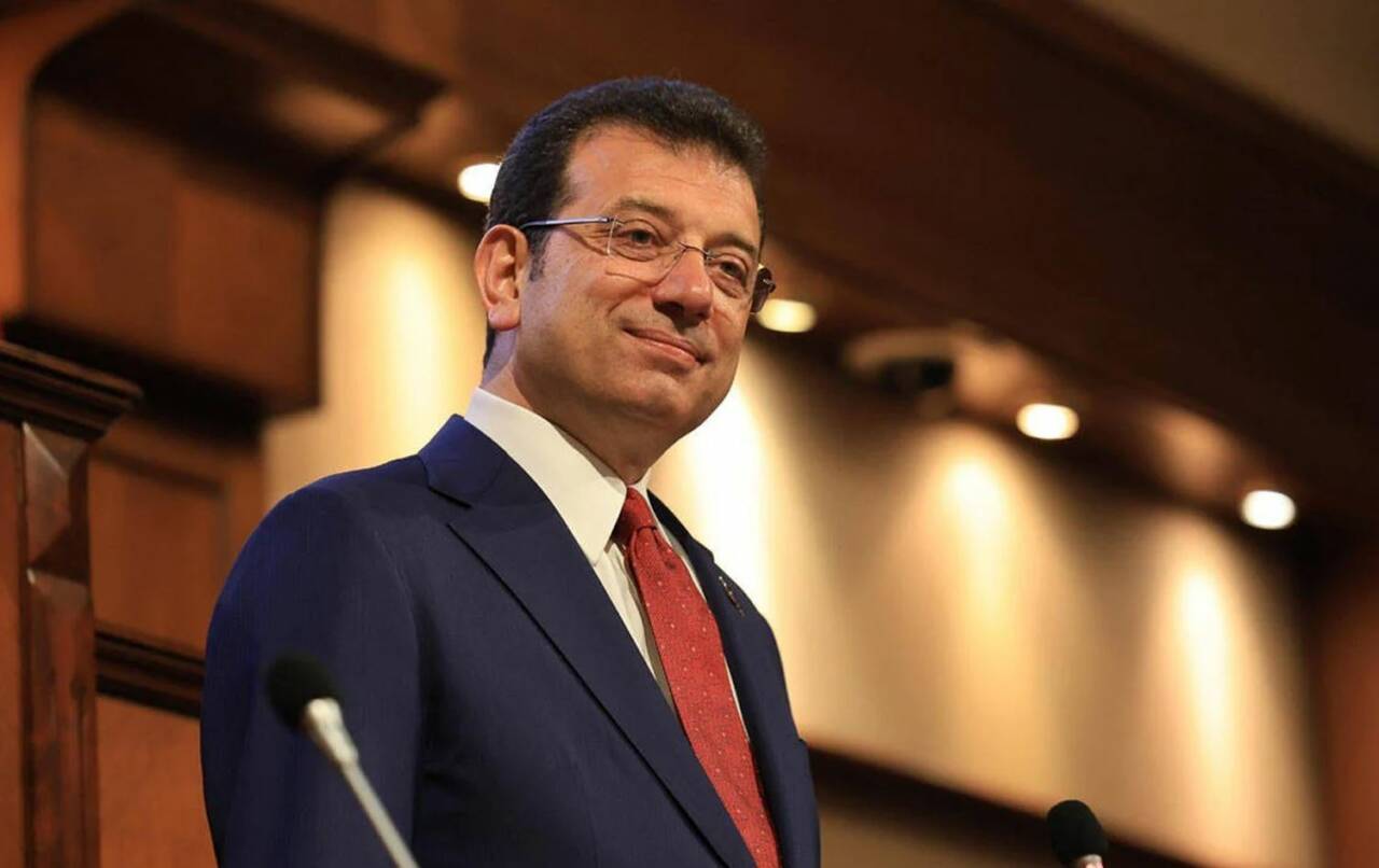 - Mütalaada, İmamoğlu'nun "terörle mücadele eden kişileri hedef göstermek", "hakaret"