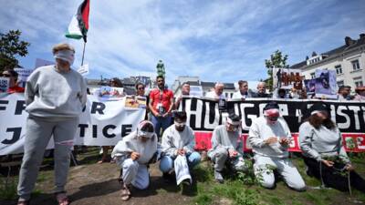 - Avrupa Parlamentosu milletvekillerinin destek verdiği gösteride, İsrail'in Gazze'ye insani