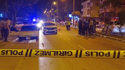 ADANA (AA) – Adana’nın Ceyhan ilçesinde otomobilinde silahlı saldırıya uğrayan