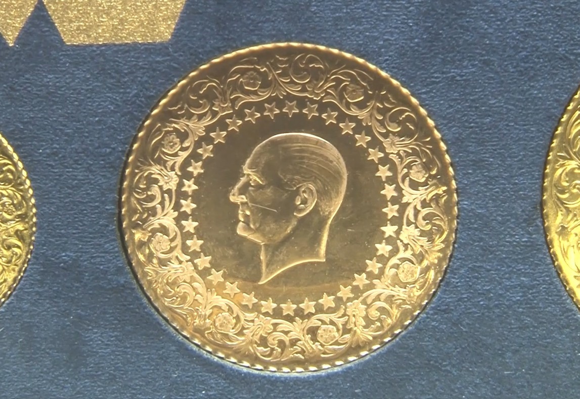 Son zamanlarda rekor kıran gram altın yükselişini sürdürüyor. Kapalıçarşı kuyumcuları