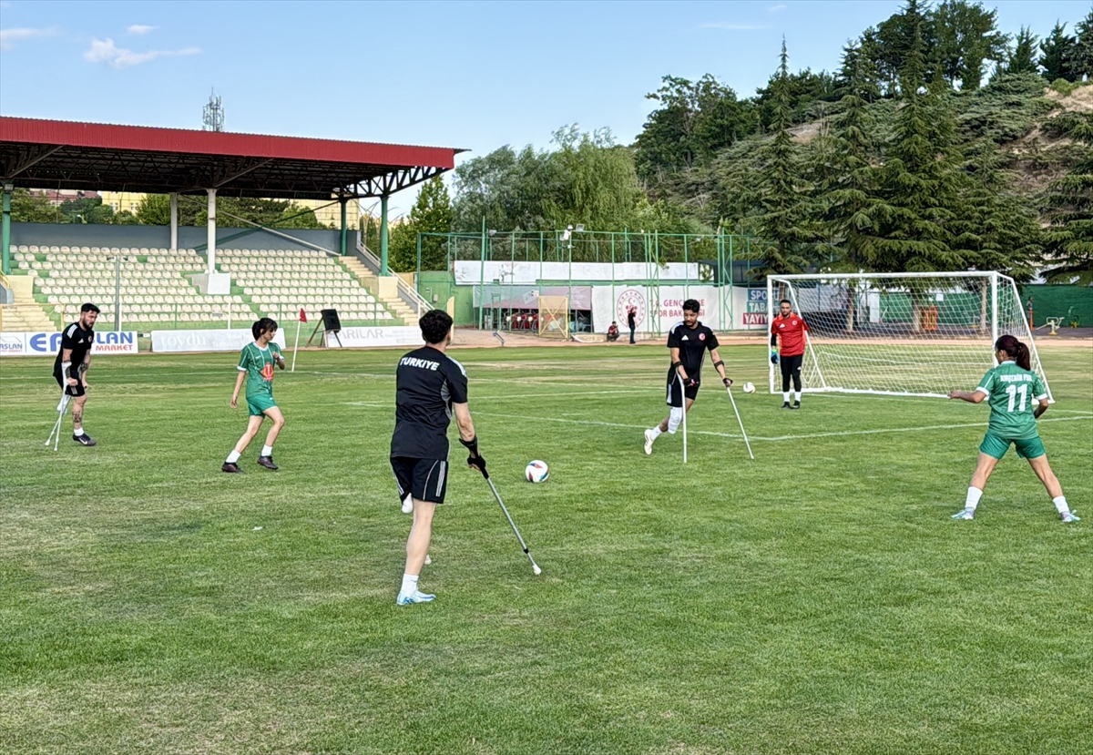 KIRŞEHİR (AA) – Ampute Futbol Milli Takımı, Kırşehir Futbol SK