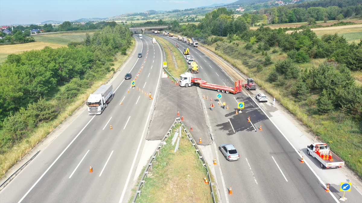 - İstanbul yönündeki doğu-batı kavşakları arasında 20 Haziran'da tamamlanması planlanan