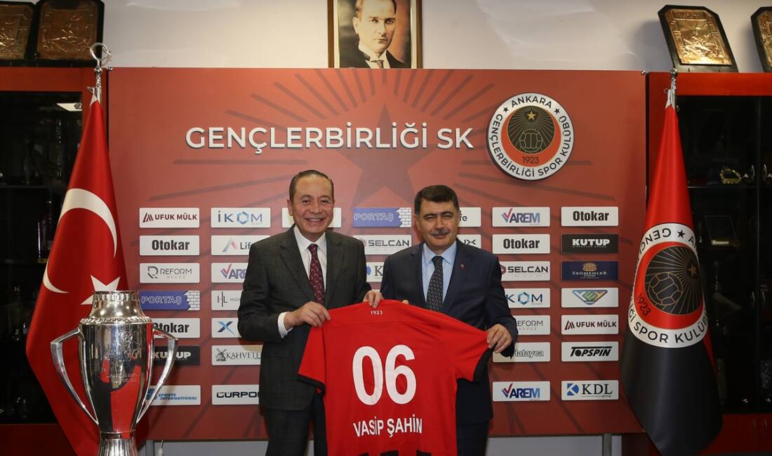 ANKARA (AA) – Ankara Valisi Vasip Şahin, Süper Lig’e yükselen