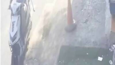 Adana’da annesini çalıştığı kebapçıda bıçaklayarak öldüren şüphelinin kebapçıya girerken ve