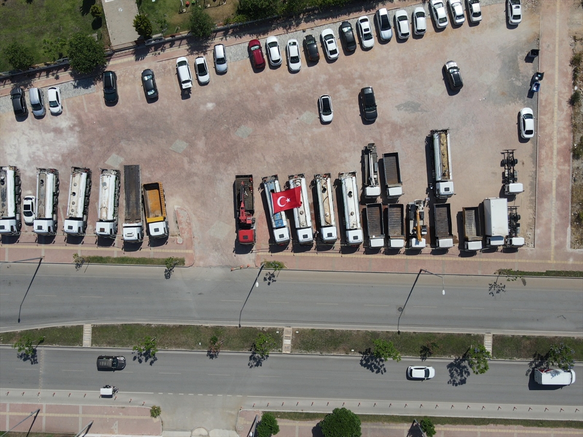 ANTALYA (AA) – Antalya’da sahte belge düzenleyerek 22 aracı tescil