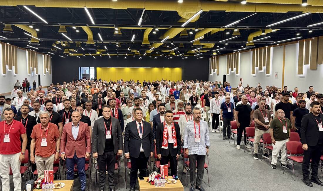 - "Yeni yönetim aracılığıyla kulübe taze kan akışı sağlamak bizce
