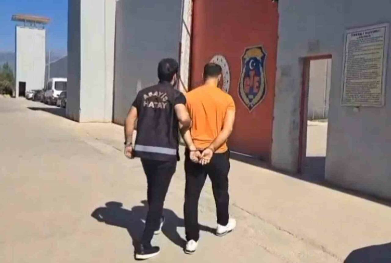 Hatay’ın Arsuz ilçesinde aranan şahısların yakalanmasına yönelik yapılan çalışmada kasten