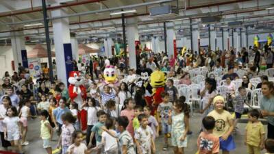 Aydın Büyükşehir Belediyesi tarafından düzenlenen Karne Şenliği, üç gün boyunca