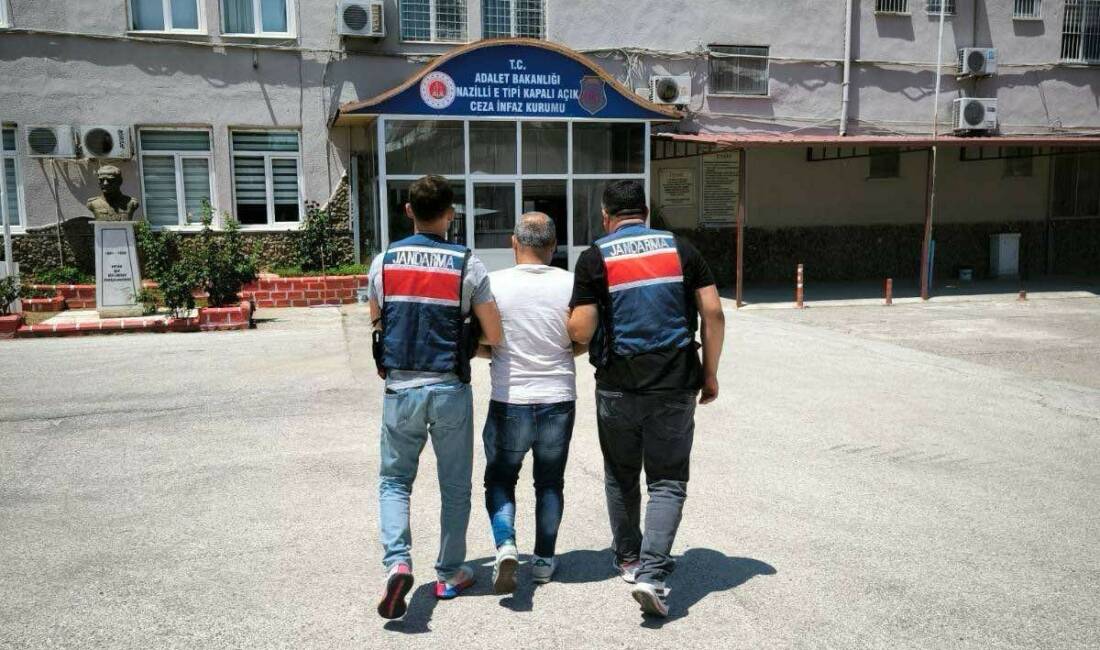 Aydın’da jandarma ekipleri haklarında yakalama kararı bulunan 29 şahsı yakaladı.