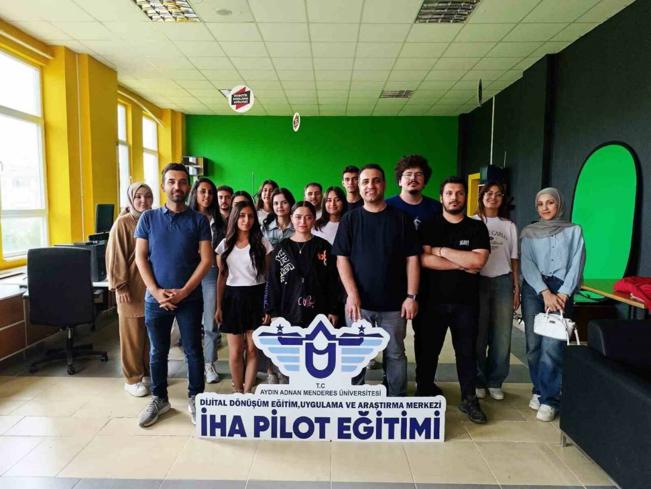 Aydın Adnan Menderes Üniversitesi (ADÜ) Dijital Dönüşüm Eğitim Uygulama ve