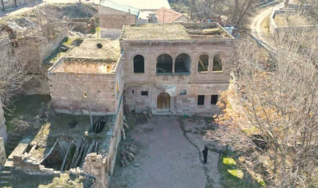 Tarihi eserleri restore ederek ilçenin ruhuna dokunan Melikgazi Belediye Başkanı