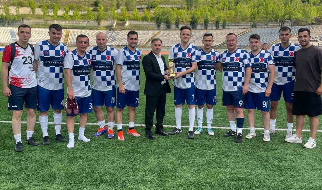 Karabük Adliyesi tarafından düzenlenen Bahar Futbol Turnuvasının şampiyonu Eskipazar Cezaevi