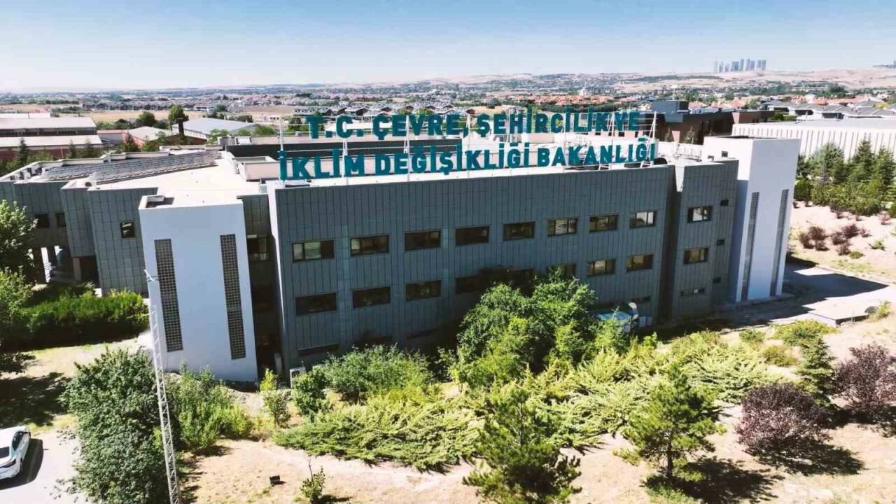 Çevre, Şehircilik ve İklim Değişikliği Bakanlığı, sanayi tesislerinin baca çıkışlarını