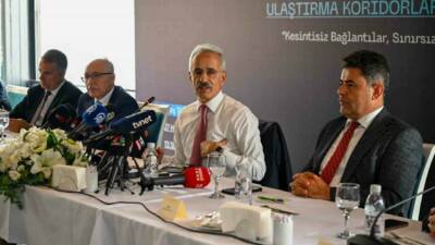 Ulaştırma ve Altyapı Bakanı Abdulkadir Uraloğlu: “70 civarında yap-işlet-devret projesinde