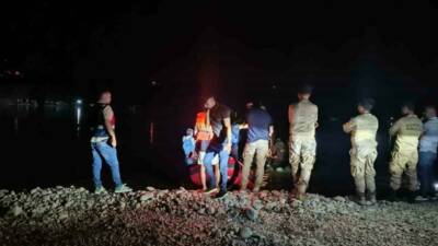 Elazığ’ın Palu ilçesinde Murat Nehrine balık tutmak için giren şahıs,