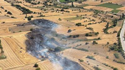 BALIKESİR (AA) – Balıkesir’in Kepsut ilçesinde çıkan arazi yangını kontrol