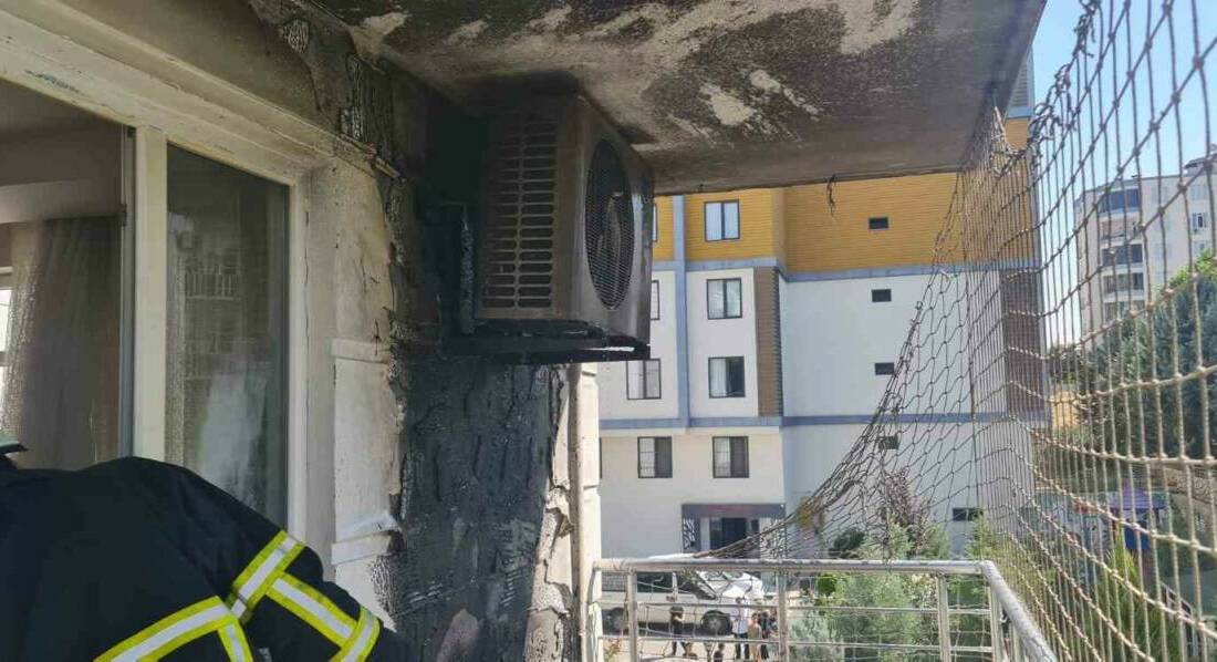 Batman’ın Çamlıtepe Mahallesi’nde bir apartmanın 3. katındaki dairede, balkonda bulunan