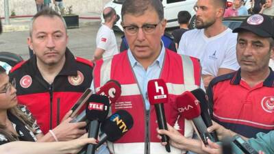 İzmir’in Konak ilçesinde bir inşaat deposunda çıkan yangının ardından bölgede