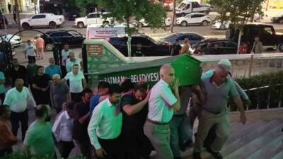 Batman’ın Sason ilçesinde Mereto Dağı’nda keşif ekibini taşıyan aracın şarampole