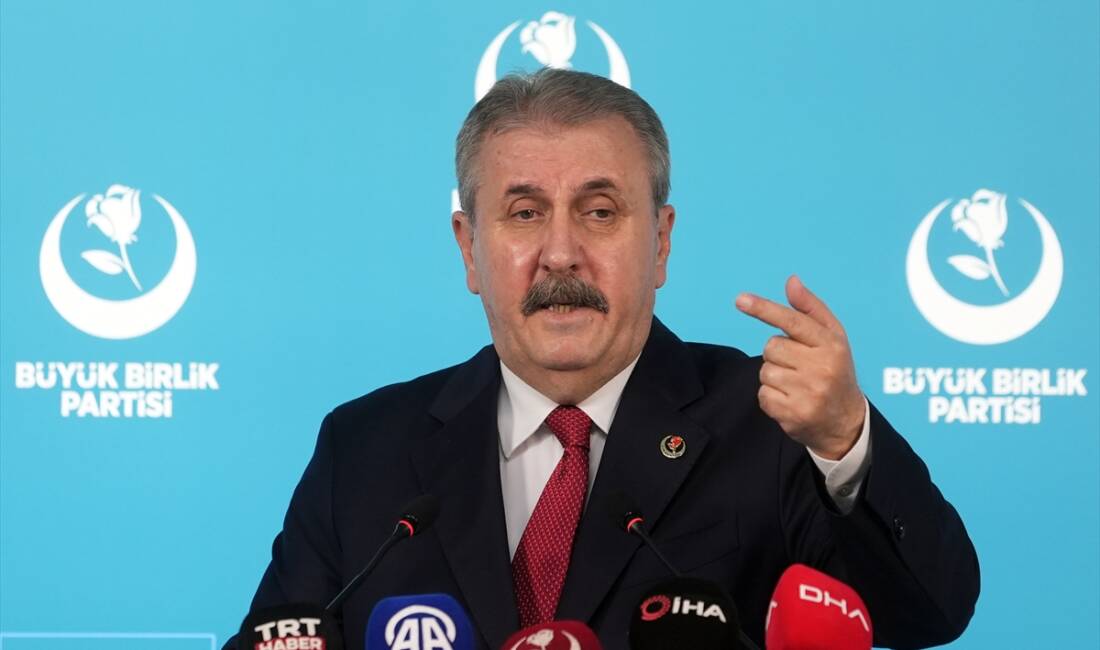 - "(İsrail ile İran arasındaki ateşkes) Geçici bir ateşkes açıklanmıştır.