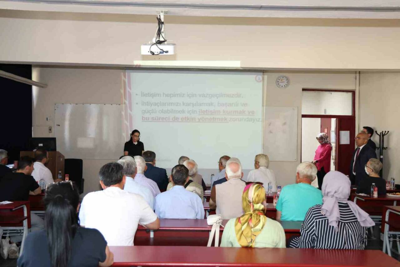 Aile ve Sosyal Hizmetler Bakanlığı öncülüğünde, Zonguldak Bülent Ecevit Üniversitesi