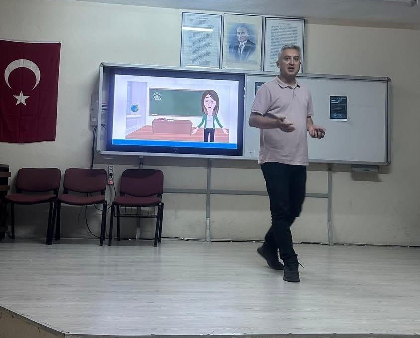 Sarıgöl İlçe Milli Eğitim Müdürlüğü tarafından öğretmenlere yönelik düzenlenen “İlkokullarda