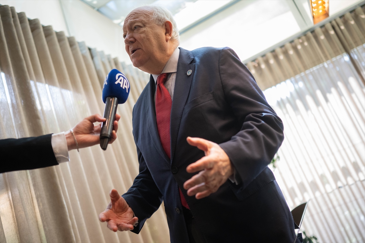 - "Bence bu toplantı büyük bir başarıydı. Çok zamanlı, çok