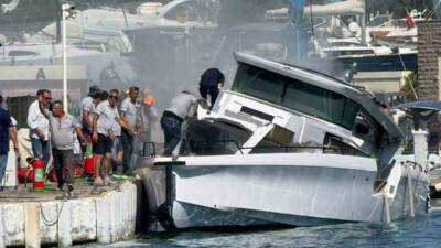 Muğla’nın Bodrum ilçesinde bir tekneye yakıt ikmali yapıldığı sırada patlama