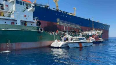 Çanakkale’nin Bozcaada ilçesi açıklarında denize slaç bastığı gerekçesiyle bir gemiye