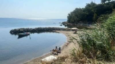 Balıkesir’in Burhaniye ilçesinin eşsiz doğal miraslarından Pelitköy İçmeler Sahili, halkın