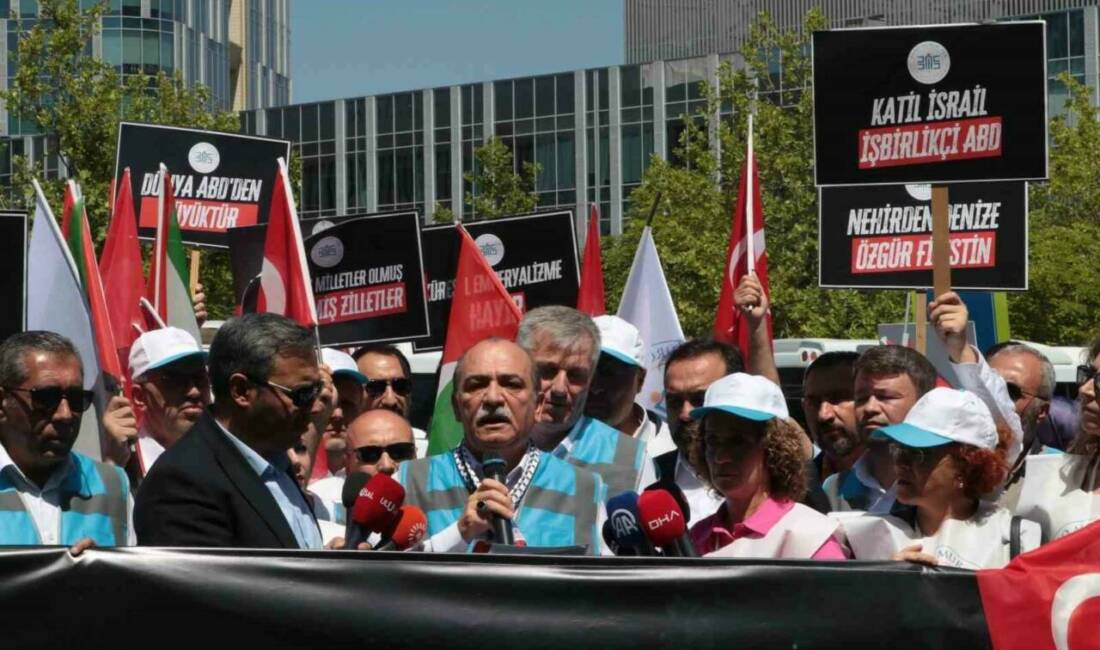 Amerika Birleşik Devletleri (ABD), Ankara Büyükelçiliği önünde bir araya gelen