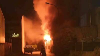 Bursa’nın Nilüfer ilçesinde sanayi bölgesinde faaliyet gösteren bir fabrikada gece