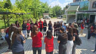 Afyonkarahisar’da “Çevreme Duyarlıyım, Değerlerime Sahip Çıkıyorum” (ÇEDES) projesi çerçevesinde düzenlenen