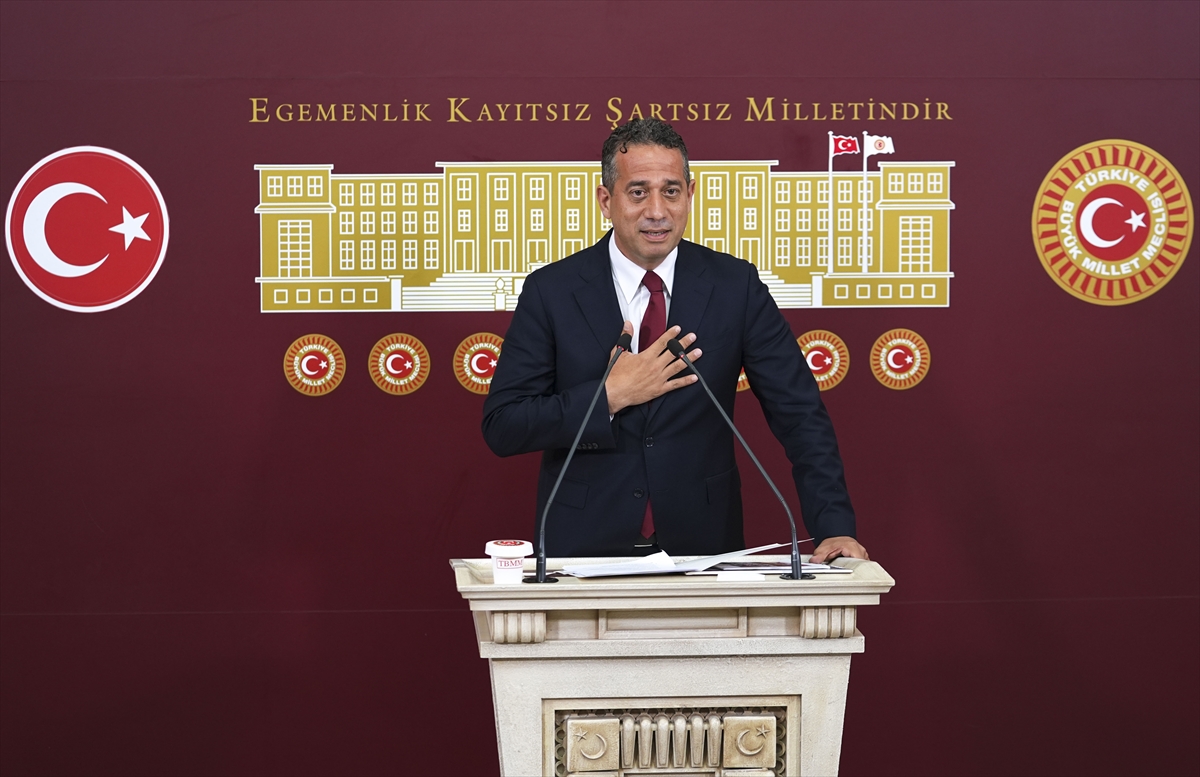 - "(Ferdi Zeyrek'in ölümü) İçimiz yandı. Hoşçakal kardeşim, seni unutmayacağız,
