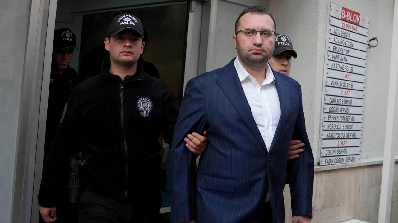 İBB'ye dönük beşinci dalga operasyonda Gaziosmanpaşa Belediye Başkanı Hakan Bahçetepe