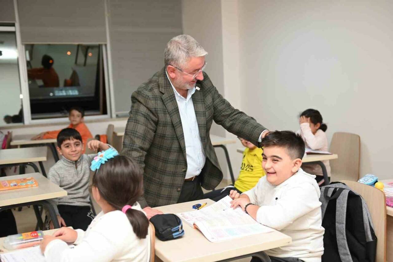 Çorum Belediyesi, çocukların yaz tatilini hem verimli hem de eğlenceli