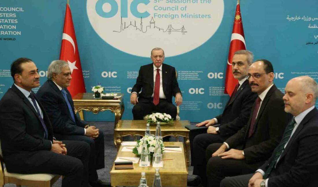 Cumhurbaşkanı Recep Tayyip Erdoğan, İstanbul’da İslam İşbirliği Teşkilatı Dışişleri Bakanları