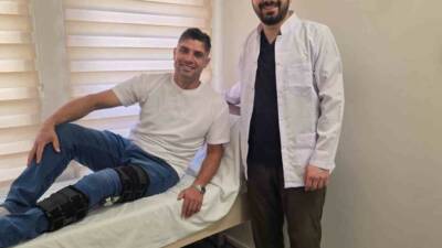 Afyonkarahisar Sandıklı Devlet Hastanesi’nde gerçekleştirilen ön çapraz bağ ameliyatı, uygulanan