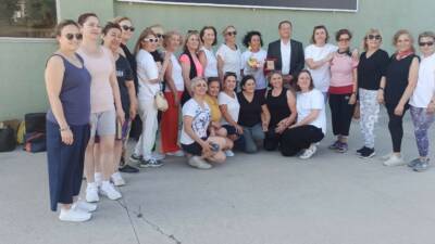 Devrek’te Rosak Derneği tarafından teşekkür plaketi verildi. Zonguldak’ın Devrek ilçesinde