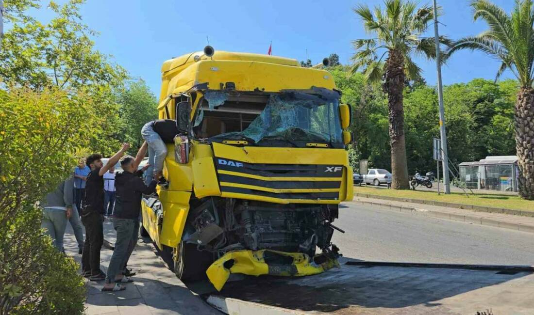 Zonguldak’ın Ereğli ilçesinde sabah saatlerinde meydana gelen trafik kazasında kontrolden