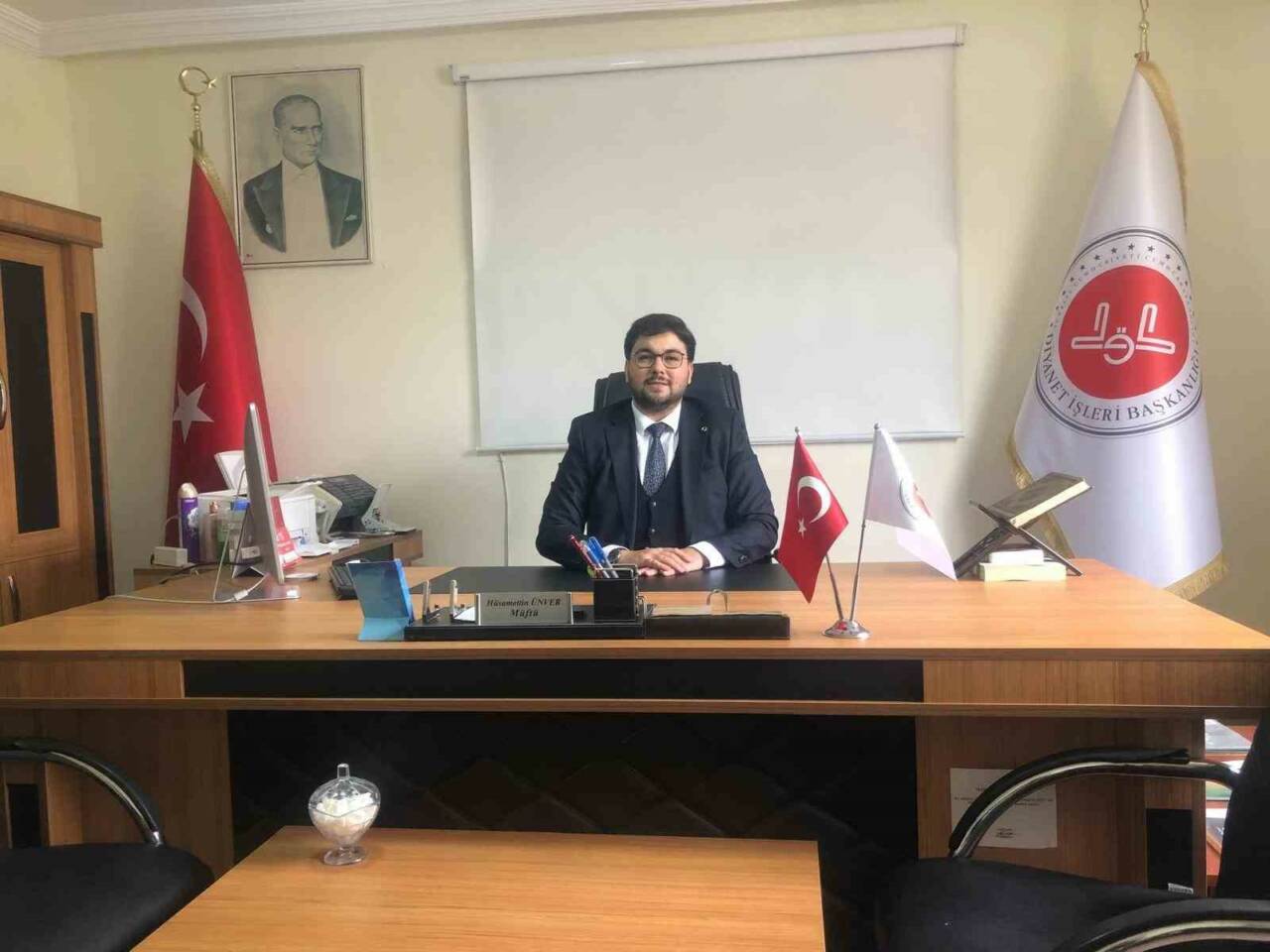 Diyarbakır’ın Dicle İlçe Müftüsü Hüsamettin Ünver, Diyanet İşleri Başkanlığı tarafından