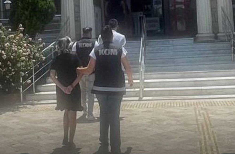 Aydın’ın Didim ilçesinde kendilerini kamu görevlisi olarak tanıtarak hazine arazilerinin