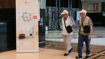 - Her yaştan hacı adayına hitap eden ve hac ibadetinin