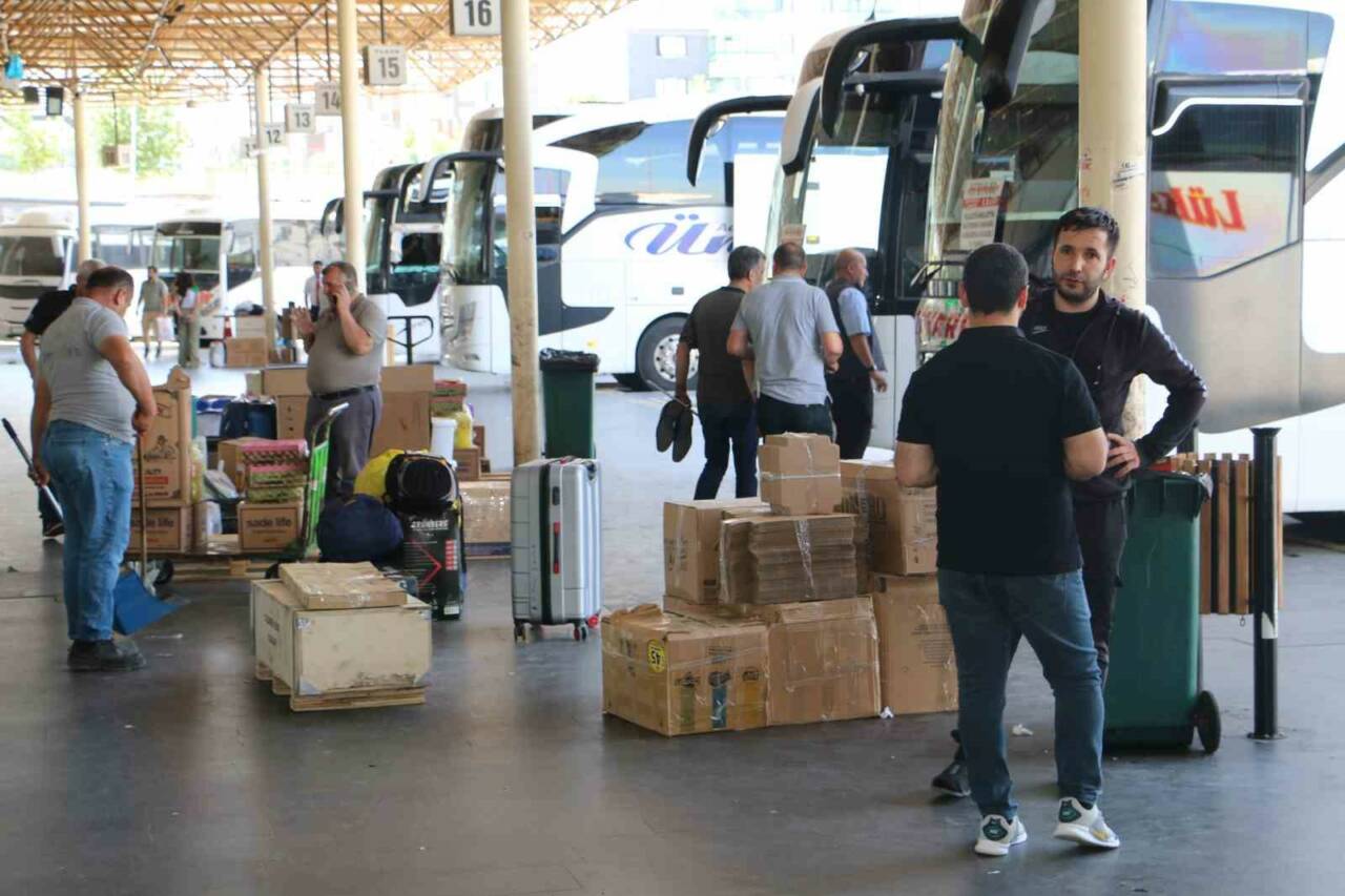 Diyarbakır otogarında haziran ayında yapılacak olan YKS sınavı ve bayram
