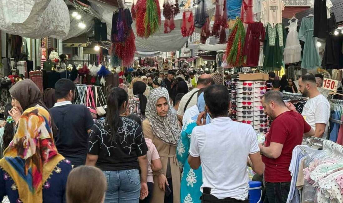 Diyarbakır’da Kurban Bayramı’na sayılı günler kala çarşı pazarda bayram yoğunluğu