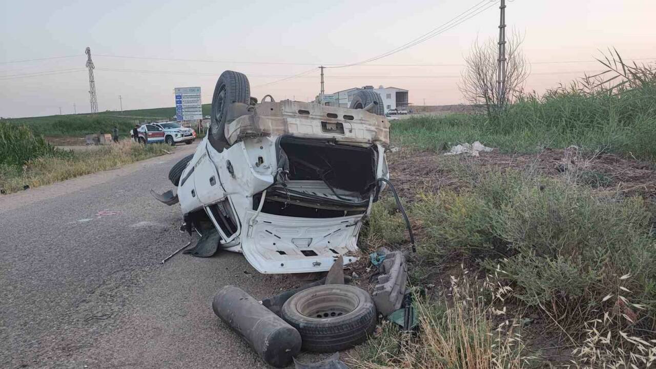 Diyarbakır’ın Bismil ilçesinde otomobilin devrilmesi sonucu meydana gelen kazada 1